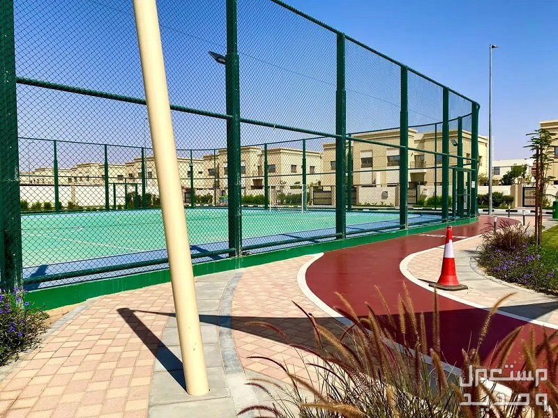 فيلا مستقلة فاخرة 3غرف نوم + غرفة خادمة _ اقساط 5 سنوات_ قريبة من دبي دفعة أولى 10% _ تملك حرللعرب