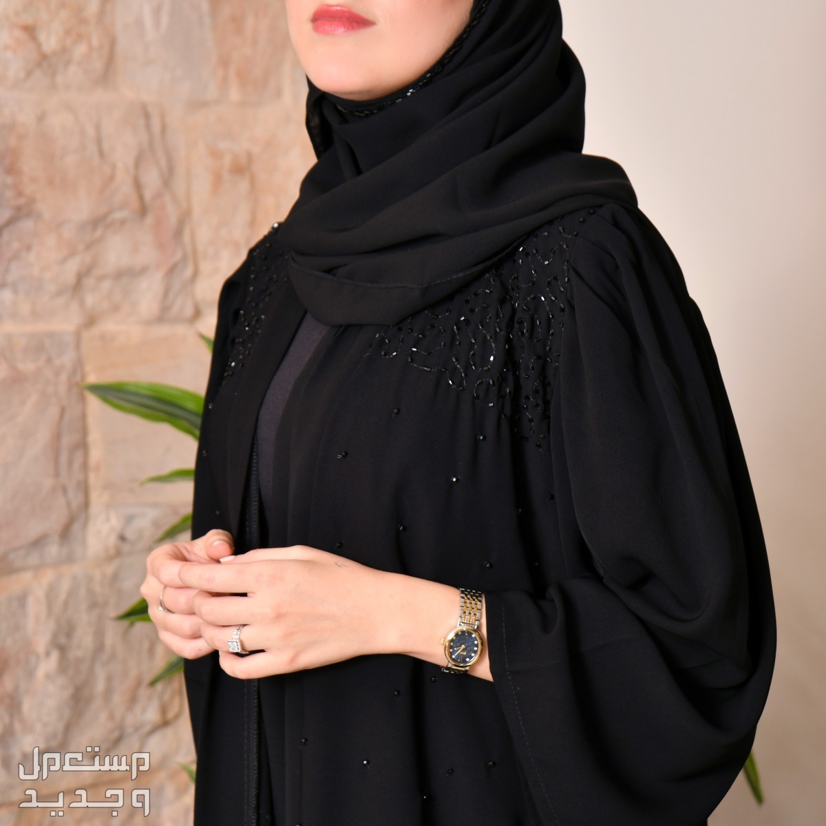 صور عبايات صيفية سوداء 2024 عبايات صيفية