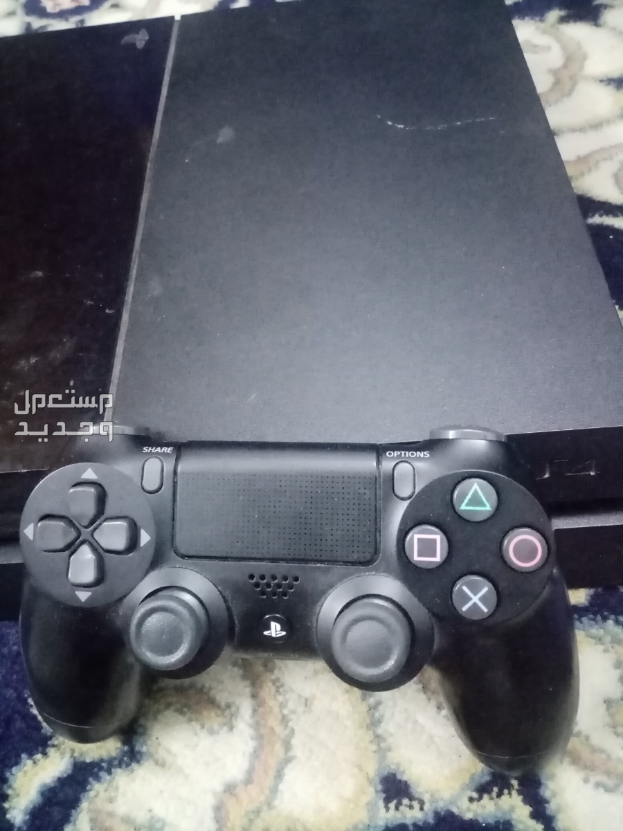 بلاستيشن سوني 4 مستعمل للبيع