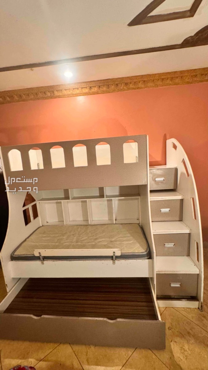 سرير اطفال دورين