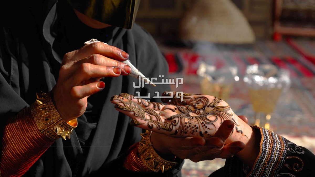 ما تفسير حلم الحناء في المنام للرجل والمرأة رسم الحناء