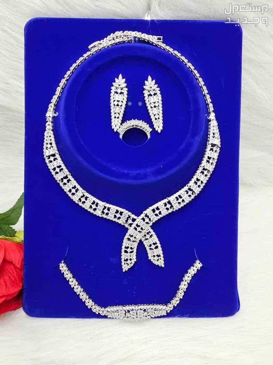 🌹عروضنا مستمره 🌹أطقم نسائي اكسسوار زركون ملكي 🌹الطقم يتكون من اربع قطع