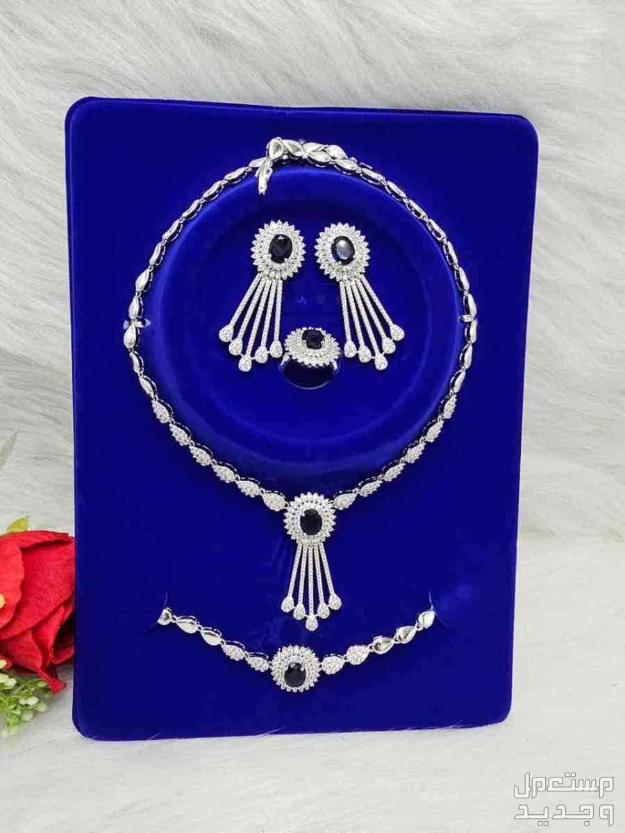 🌹عروضنا مستمره 🌹أطقم نسائي اكسسوار زركون ملكي 🌹الطقم يتكون من اربع قطع