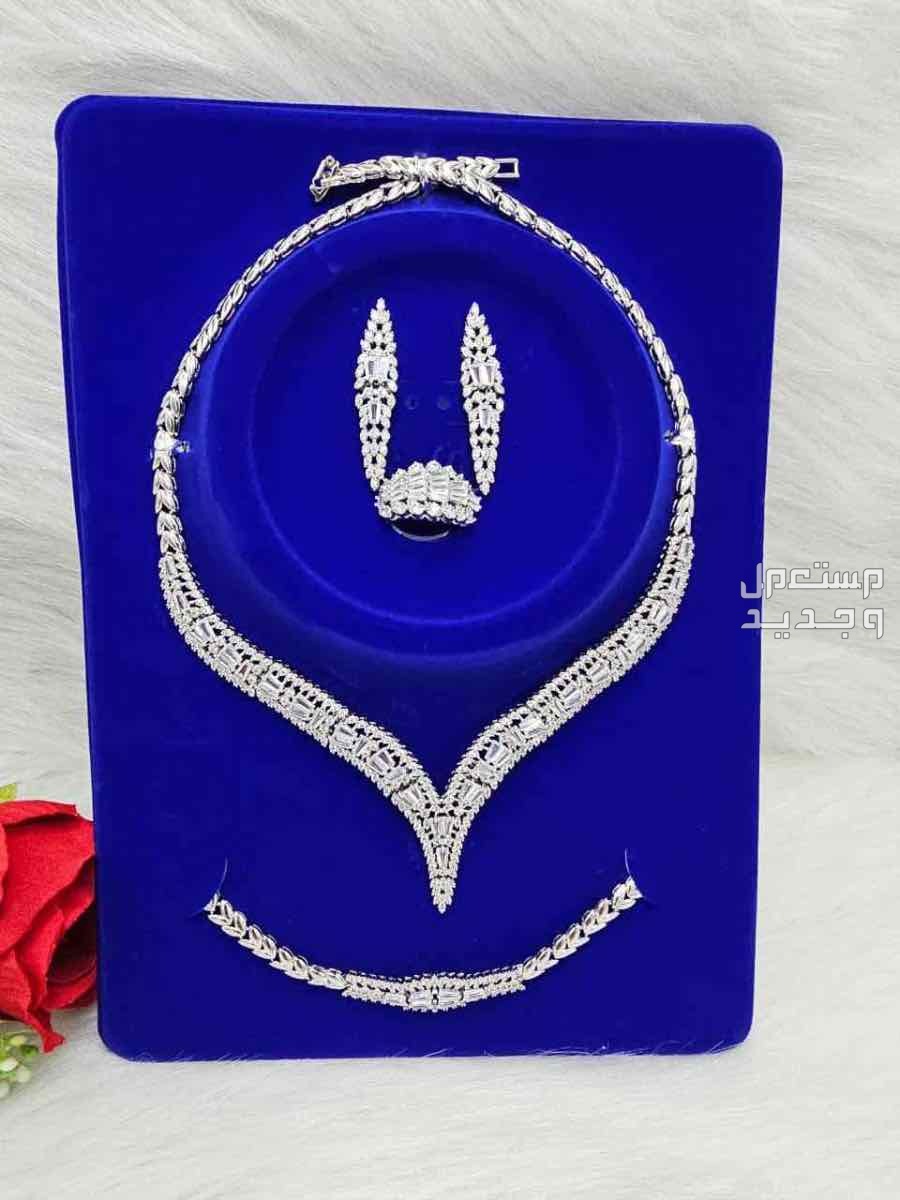 🌹عروضنا مستمره 🌹أطقم نسائي اكسسوار زركون ملكي 🌹الطقم يتكون من اربع قطع