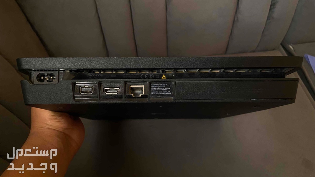 سوني 4 نظيف مافيه اي خراب او حراره