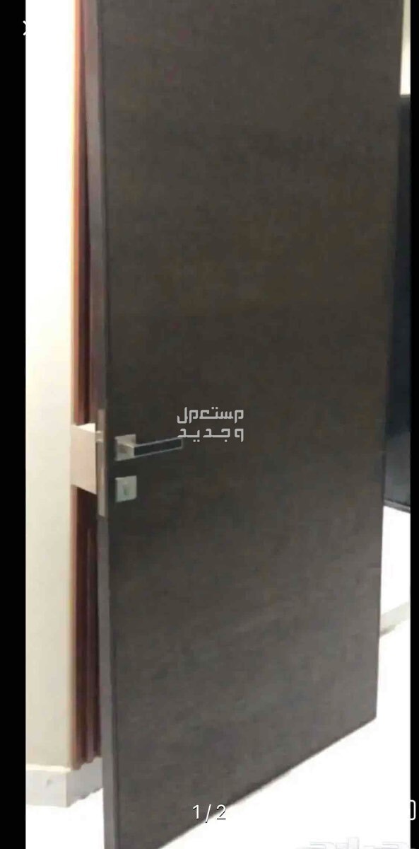 13  باب خشب للبيع