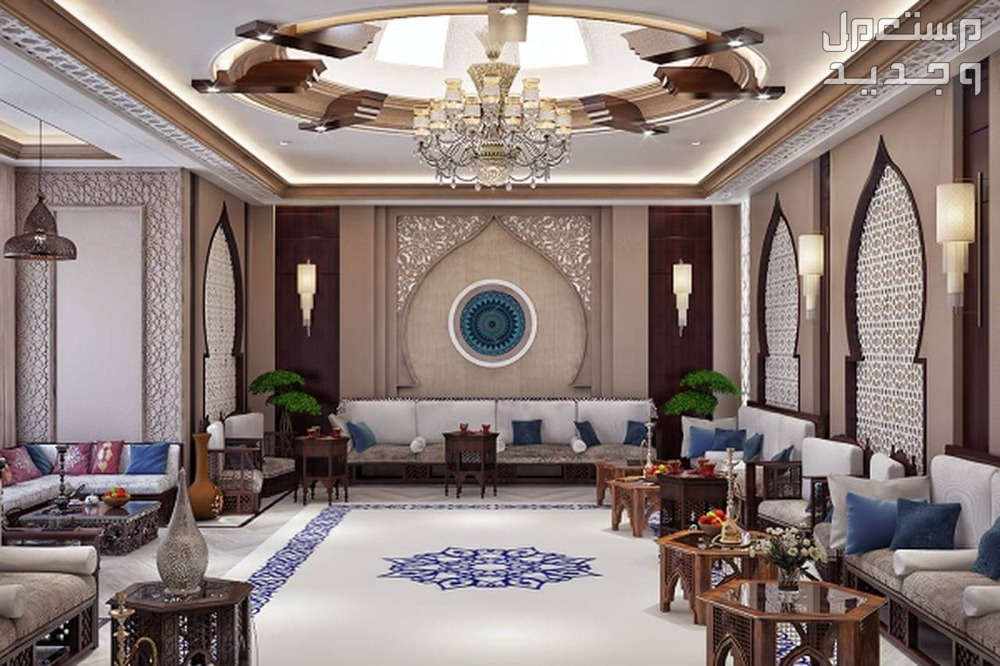 مجلس رجال عربي.. 11 تصميم داخلي لديكورات راقية المجلس المرتفع