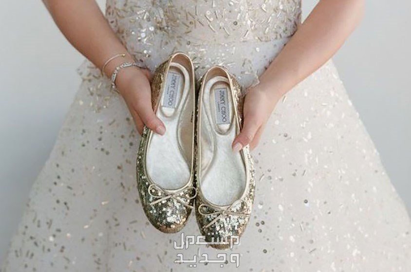 أحذية عرايس بدون كعب بالصور حذاء بدون كعب مظهرًا أنيقًا وبسيطًا