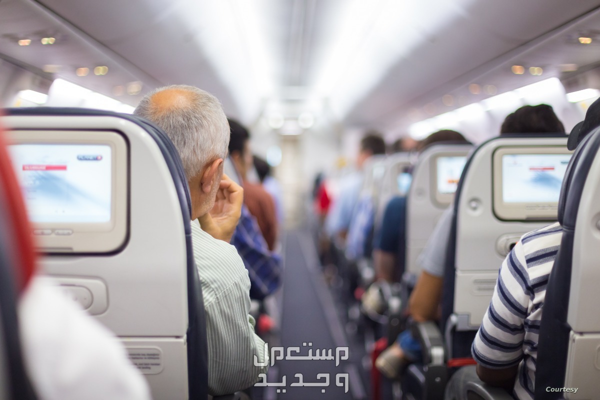دعاء السفر بالطائرة مكتوب.. أدعية بداية من الخروج للسفر وحتى الوصول ركاب في الطائرة