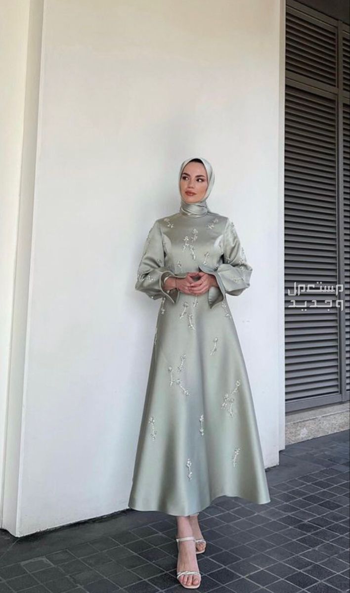 صور فساتين حرير فخمة وموديلاتها المميزة الفساتين الحريرية الطويلة للمناسبات