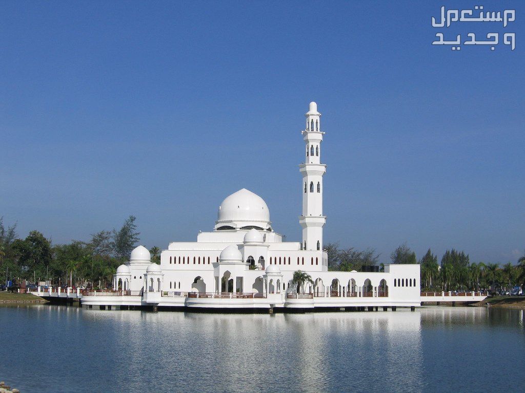 عناوين ونشاطات تستحق التجربة في جدة لعام 2024 المسجد العائم