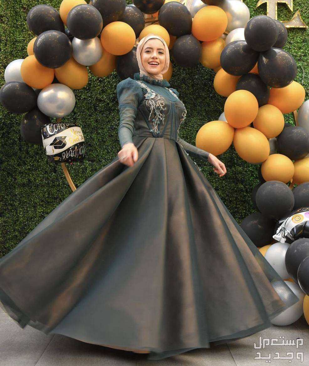 أفضل 20 فستان سواريه بسيط وشيك للمحجبات فستان أسود