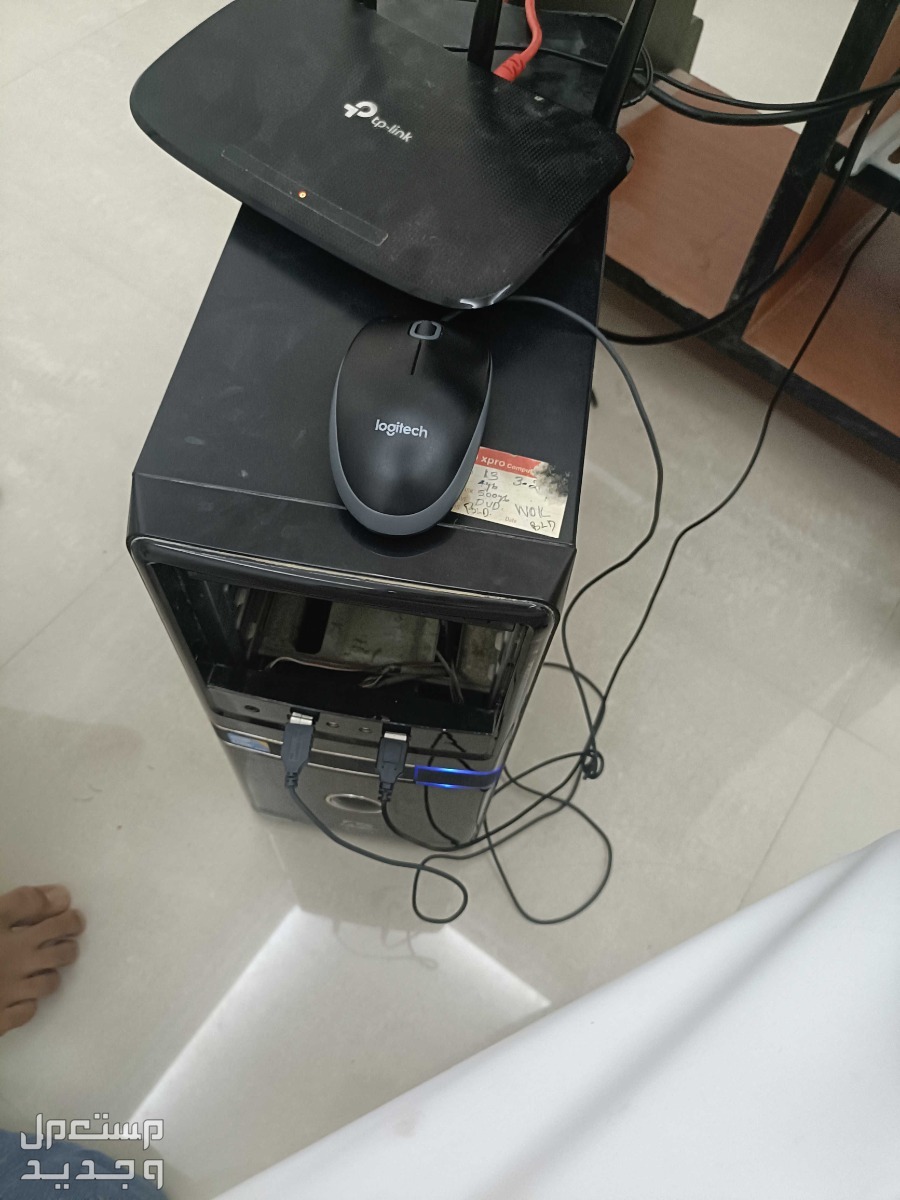 كمبيوتر قديم 2001 شغال مافيه شي وسعره ممتاز