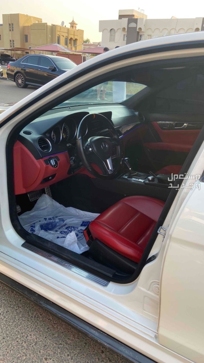 مرسيدس بنز C-Class 2014 في أبو ظبي بسعر 41 ألف درهم إماراتي