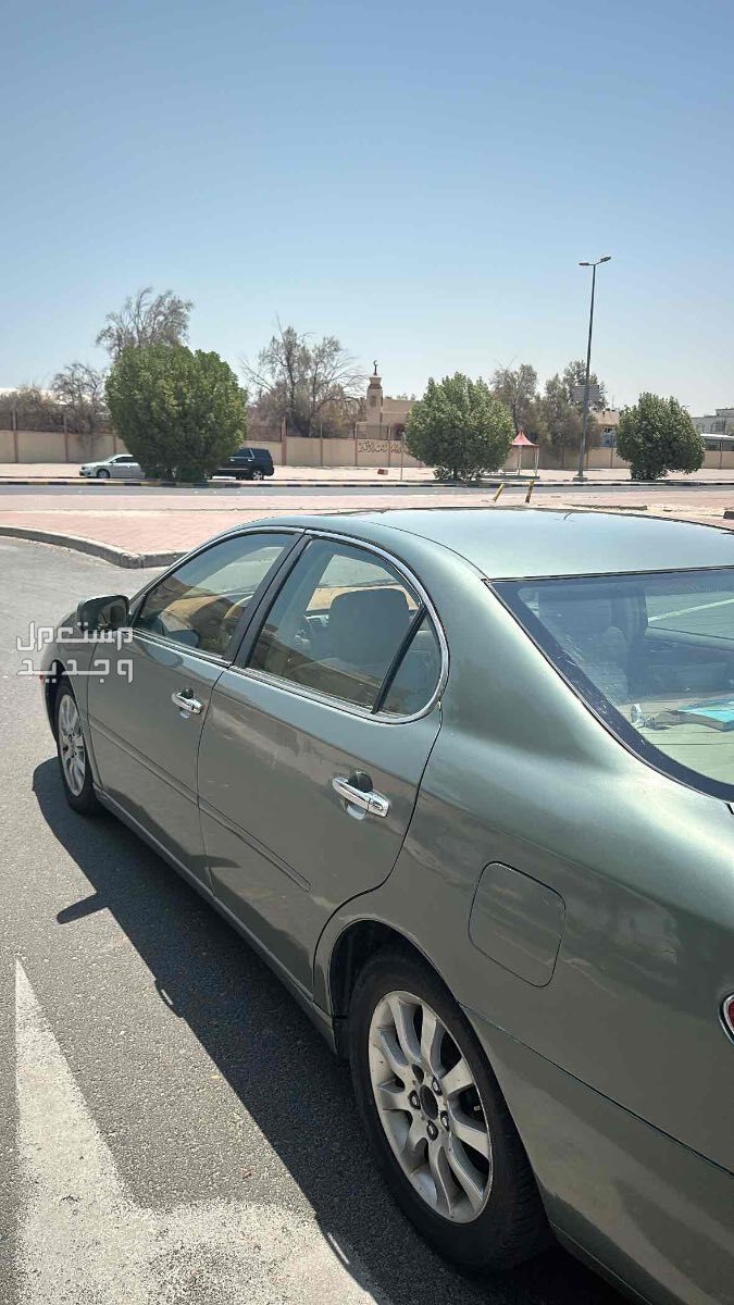 لكزس ES300  2006 بحاله نظيفة