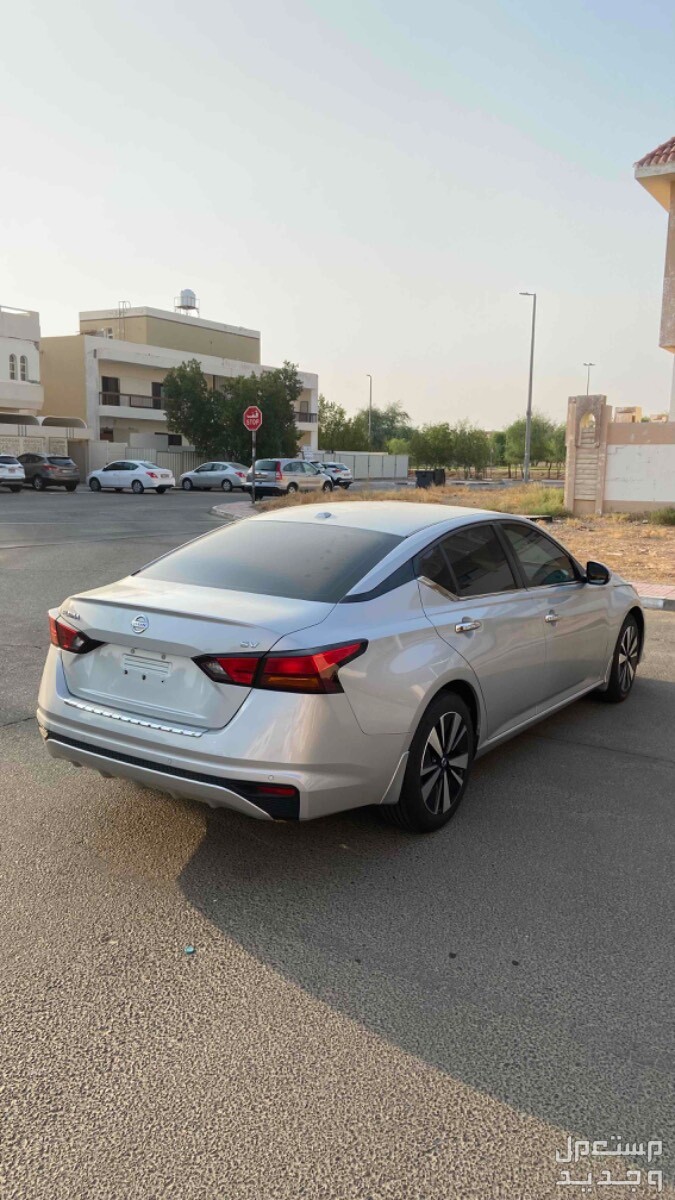 نيسان التيما 2021 في أبو ظبي بسعر 50 ألف درهم إماراتي