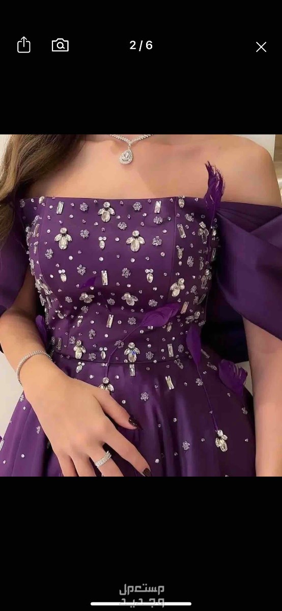 فستان للبيع مستعل ساعتين وفخم ولون مميز
