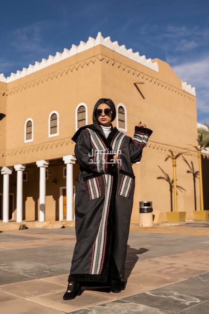 فروه ذوق الاناقه الشتوي اضافه تطريز الاسم حسب الطلب يوجد لدينا توصيل لجميع مدن المملكه العربيه السعوديه 🇸🇦🚛