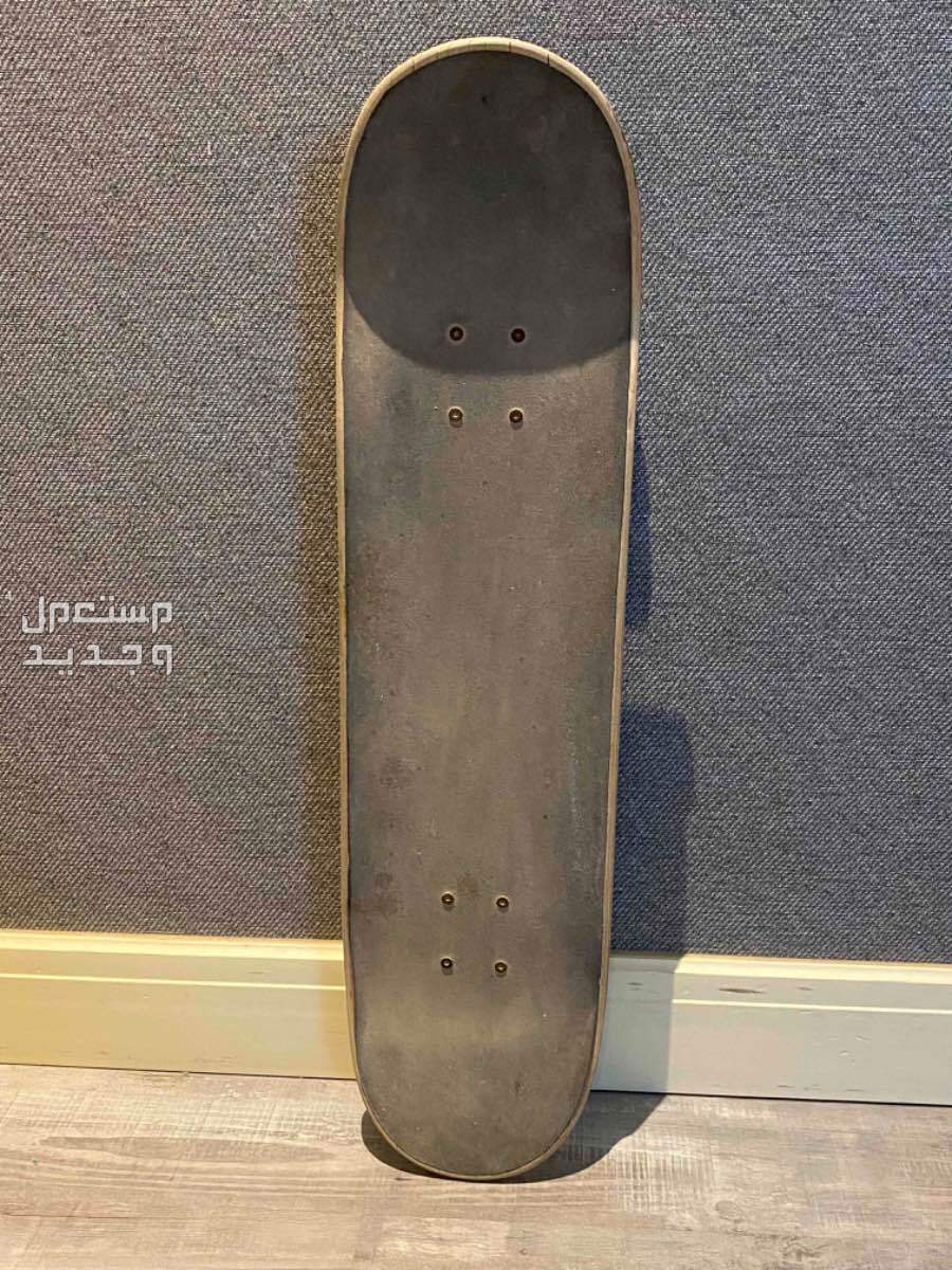 سكيت بورد كبير شريته ب 600 ببيعه ب 450