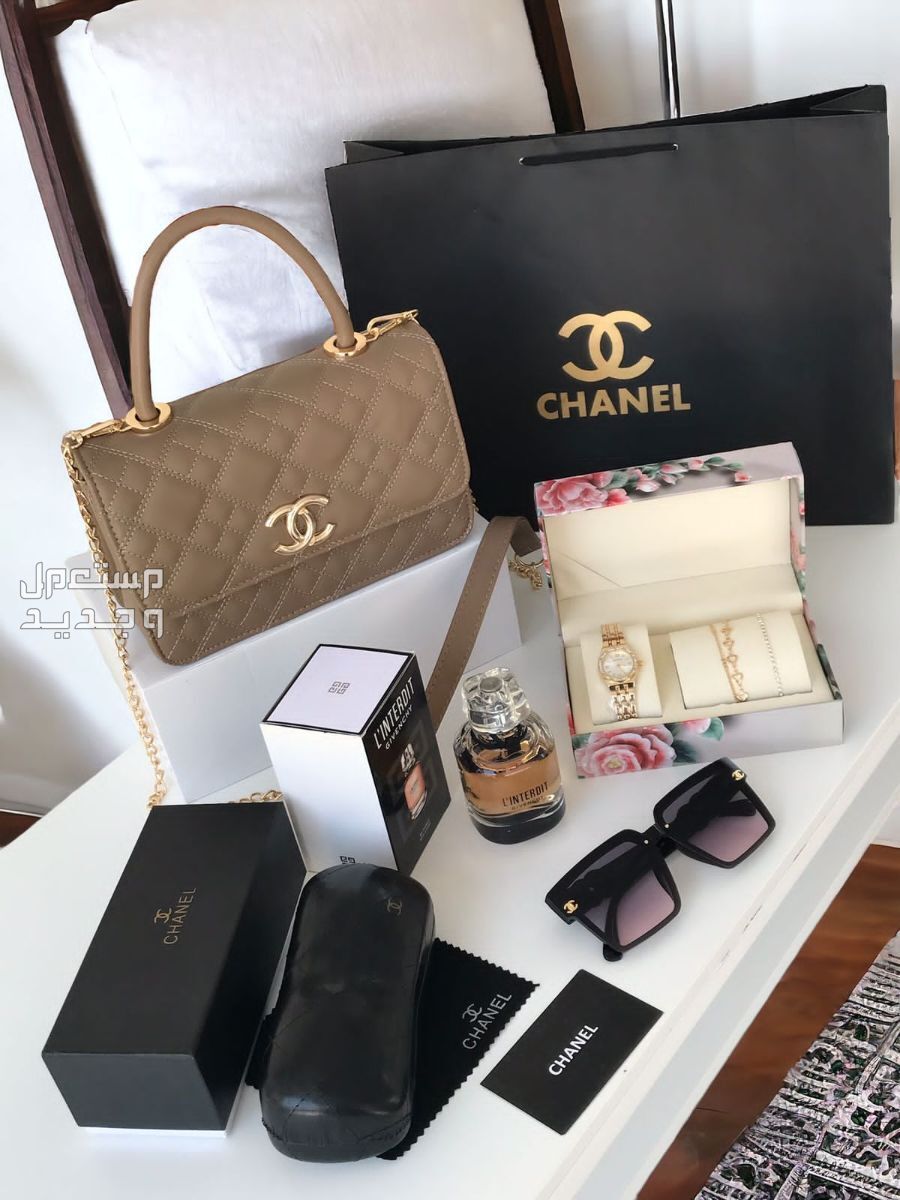 اطقم نسائيه من افخم واطلق وارقى العروض النسائيه الفاخره العالميه بسعر مناسب يكفيك من حب الشخص على قلبك انك تهديه باطقم ذا