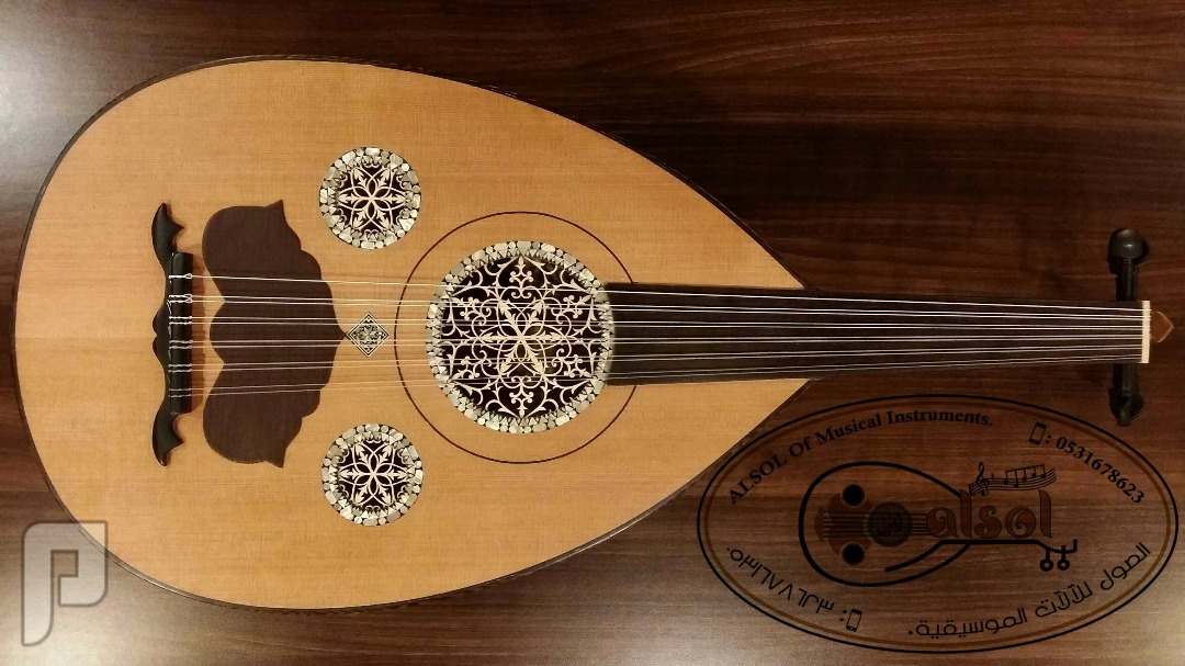 عود موسيقي للبيع