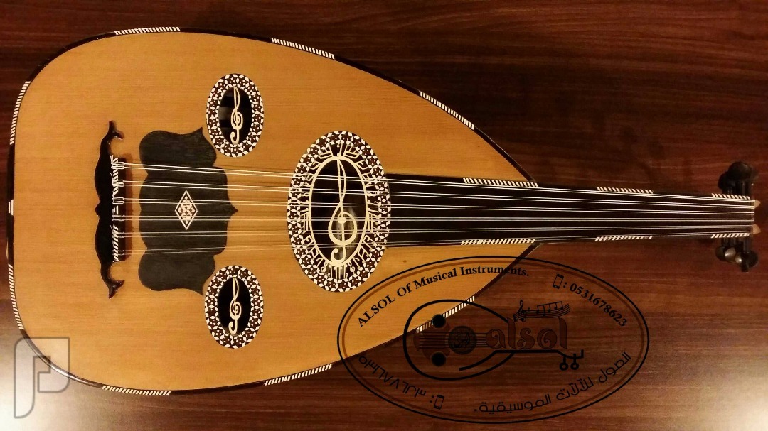 عود موسيقي للبيع