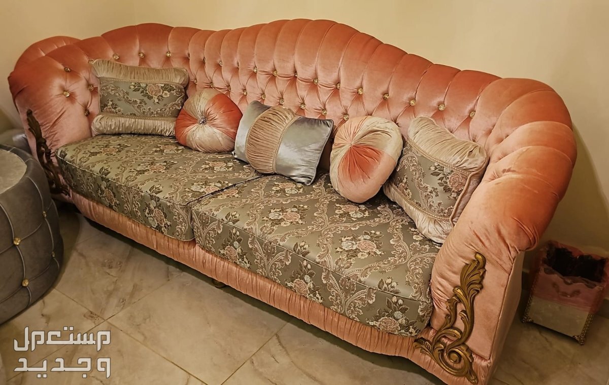 طقم كنب كامل شبه جديد