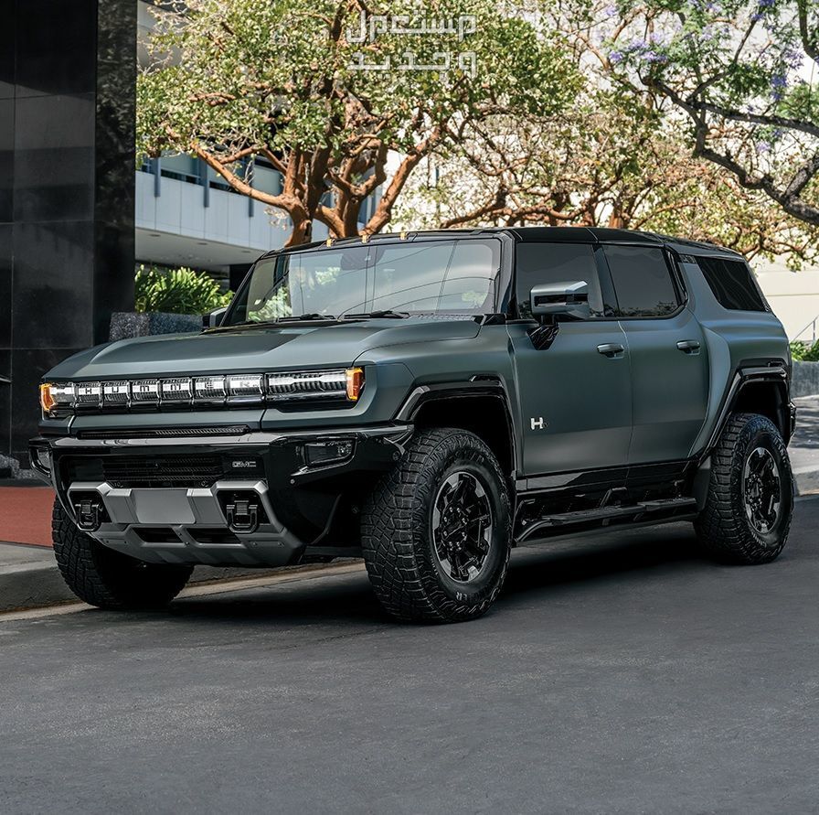 أقوى سيارة رياضية متعددة الأغراض SUV GMC Hummer EV SUV
