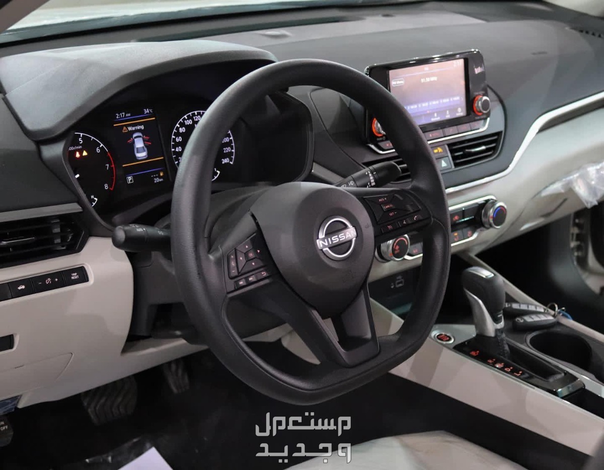 نيسان التيما 2023 في دبي بسعر 70 ألف درهم إماراتي