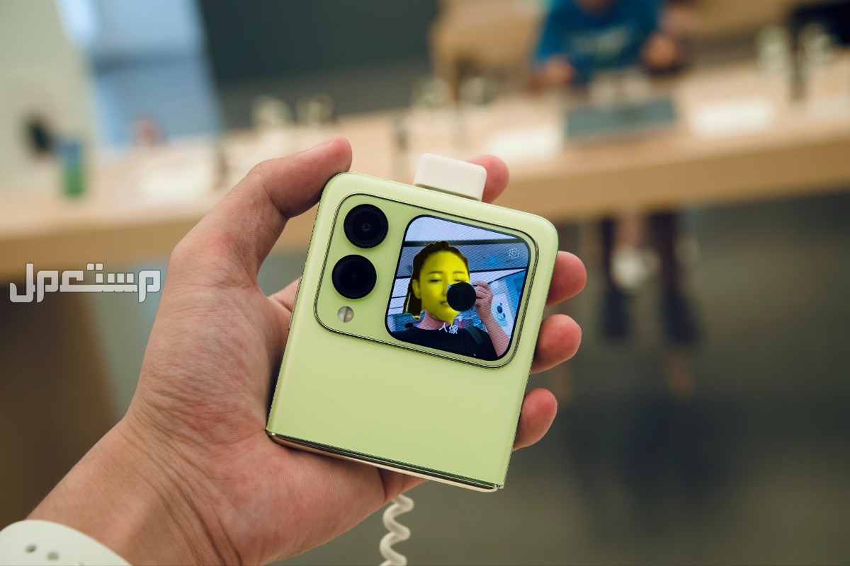 مواصفات هاتف هواوي ثلاثي الطي Huawei nova Flip