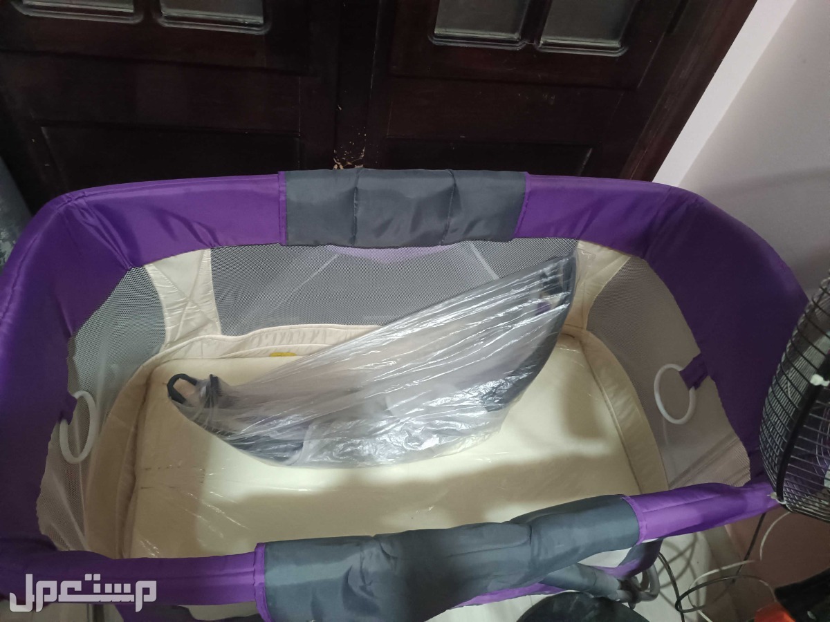 سرير اطفال هزاز للبيع