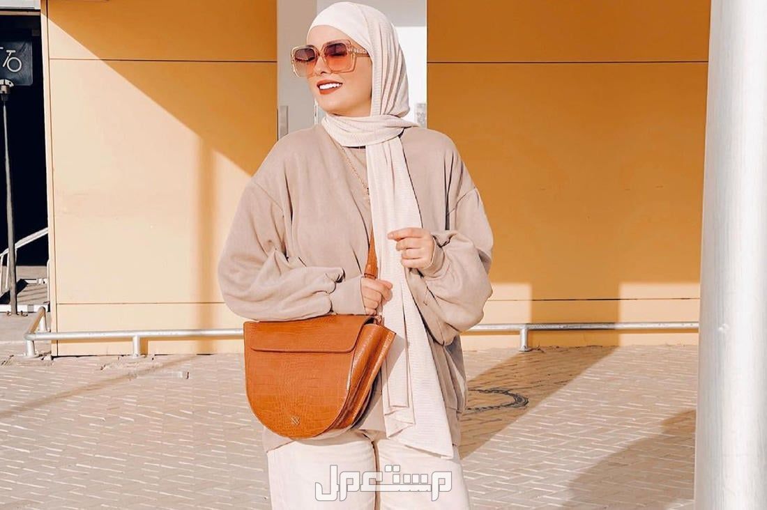 ملابس الجامعة للمحجبات.. دليل شامل لأحدث الموديلات والأسعار لبس محجبات كاجوال