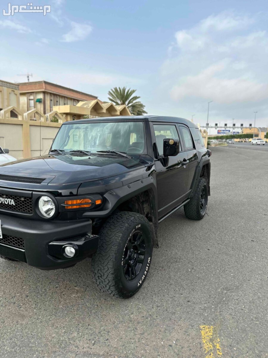 تويوتا إف جي FJ 2015 في أبهــــا بسعر 75 ألف ريال سعودي