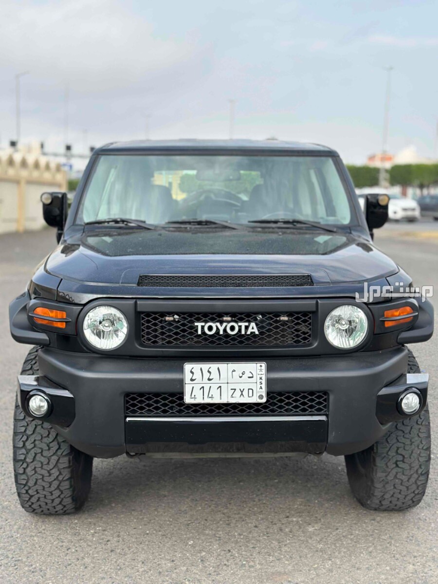 تويوتا إف جي FJ 2015 في أبهــــا بسعر 75 ألف ريال سعودي