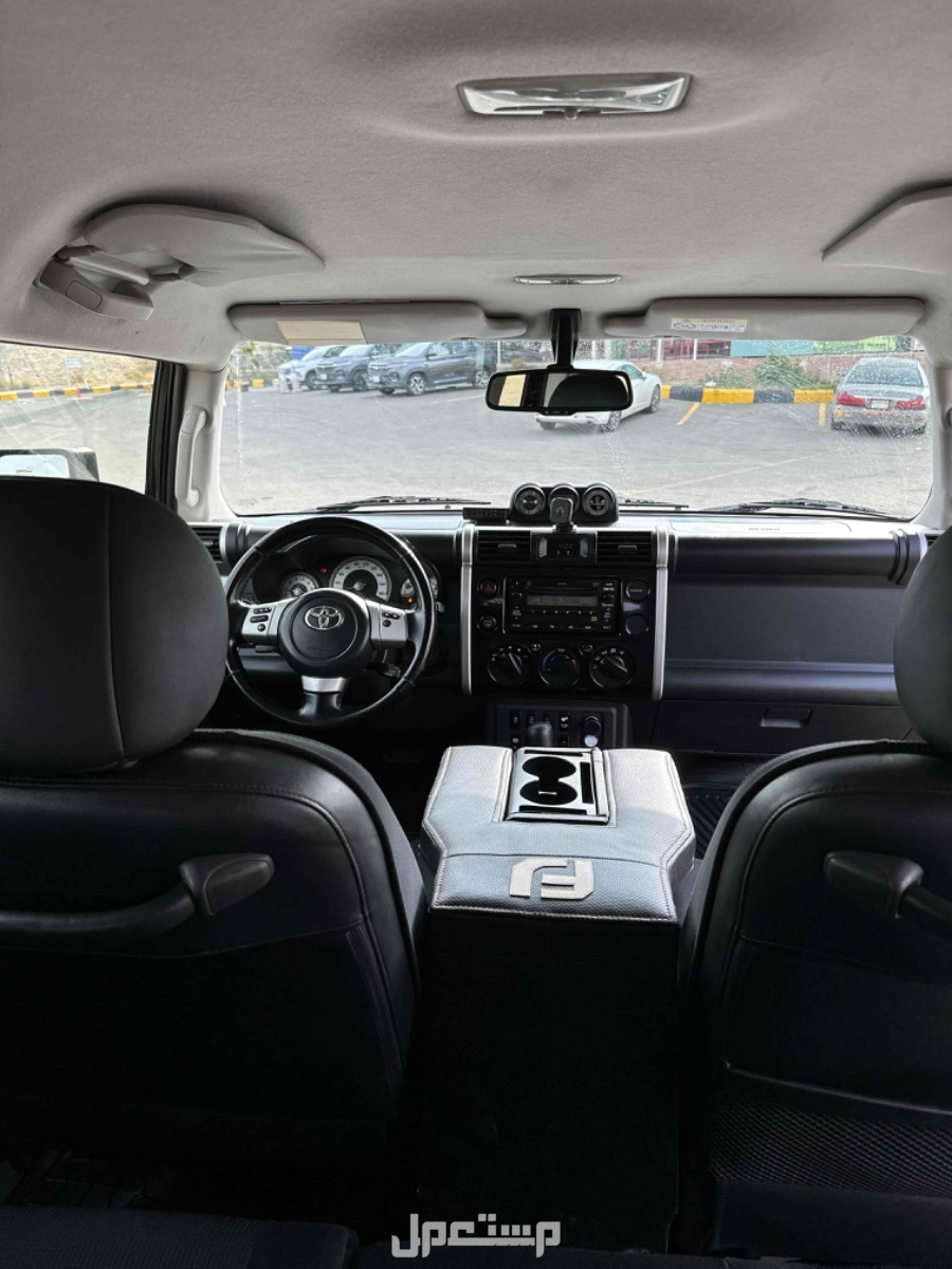 تويوتا إف جي FJ 2015 في أبهــــا بسعر 75 ألف ريال سعودي
