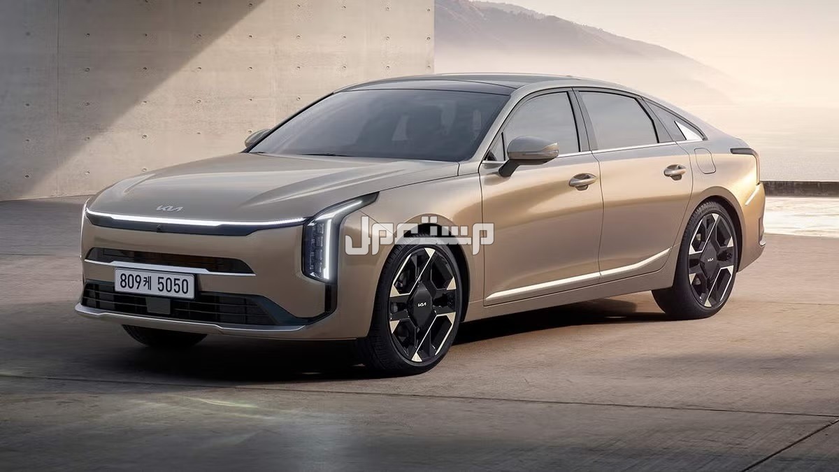 كيا K8 2025 السيدان الجريئة بلغة تصميم جديدة كليًا كيا K8 2025 الجديدة