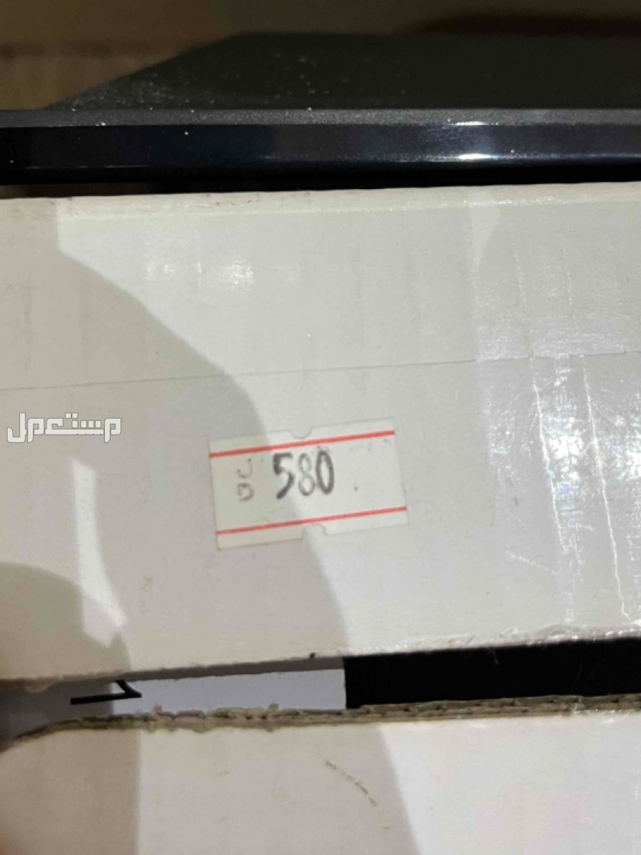 شاشه تلفزيونيه ، شاشه كاميرات مراقبه ، العاب الكترونيه