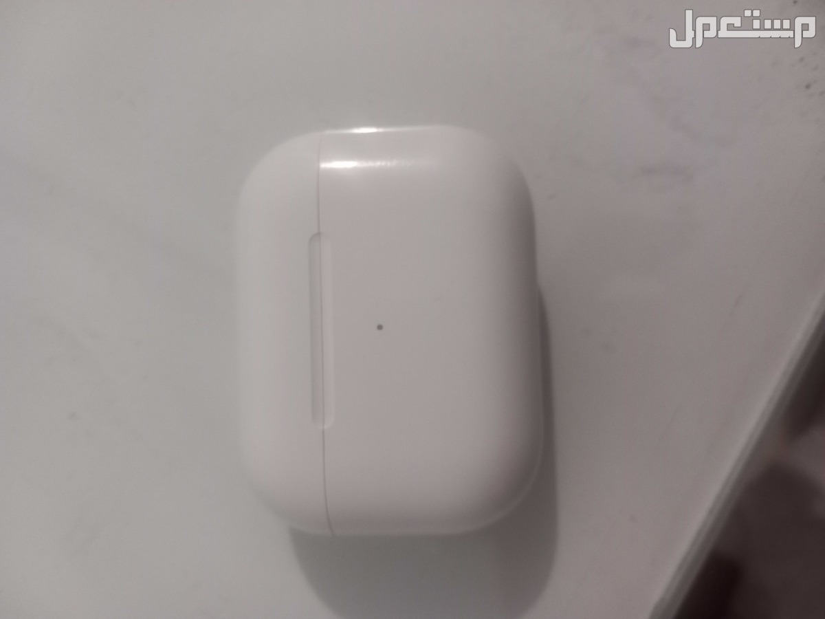 ايربودز برو للبيع
