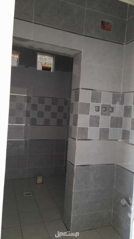 مبلط لجميع انواع اسراميك ورخام