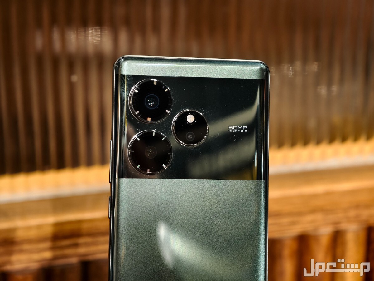 مواصفات وسعر هاتف ريلمي GT7 Pro