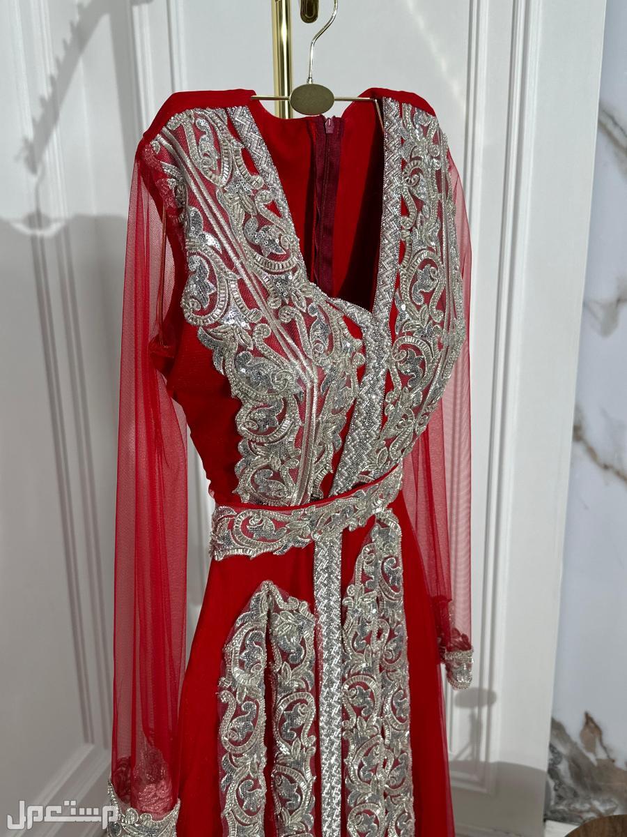 فساتين  متنوعه : سهرة _زواجات _نواعم _فخمه _محتشمه _ قصيرة__ حوامل   المقاسات بلأحرف:S  M L XL  XXL  XXXL   المقاسات بلأرقام :  1.2.3.4.5.6.7   🛑الاسعار تبداء من 200 ريال   نشحن لكافه مدن ا