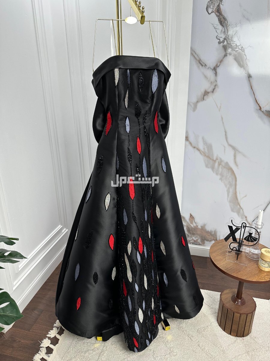 فساتين  متنوعه : سهرة _زواجات _نواعم _فخمه _محتشمه _ قصيرة__ حوامل   المقاسات بلأحرف:S  M L XL  XXL  XXXL   المقاسات بلأرقام :  1.2.3.4.5.6.7   🛑الاسعار تبداء من 200 ريال   نشحن لكافه مدن ا