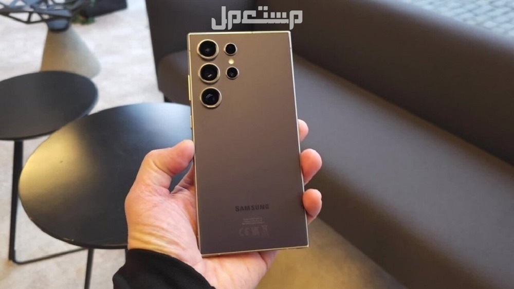 مقارنة بين S24 Ultra و iPhone 16 Pro Max S24 Ultra