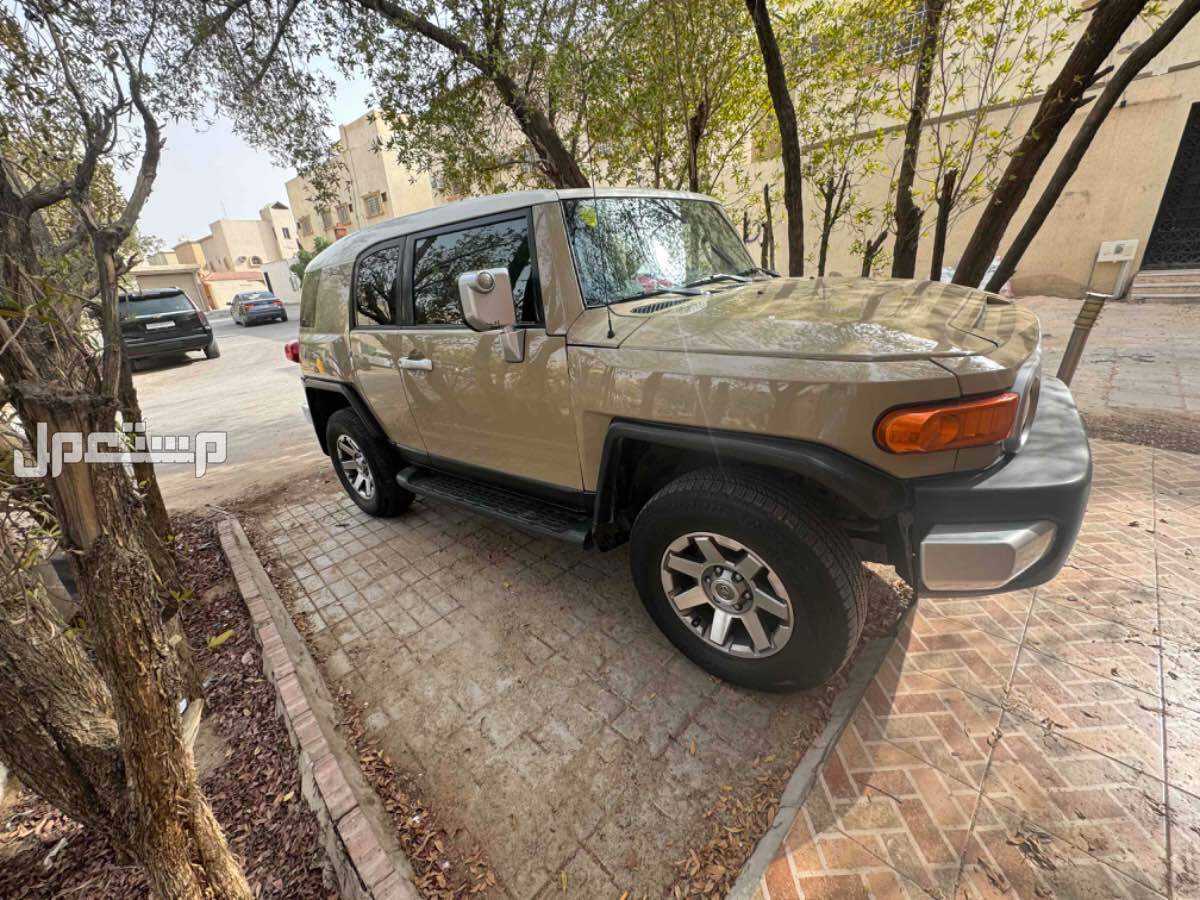 تويوتا إف جي FJ 2014 في الرياض بسعر 80 ألف ريال سعودي