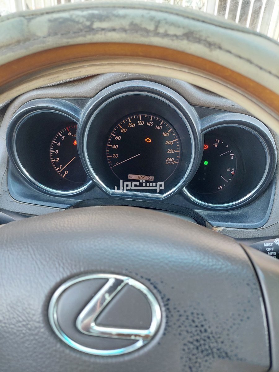 لكزس RX 2005 في الرياض بسعر 20 ألف ريال سعودي