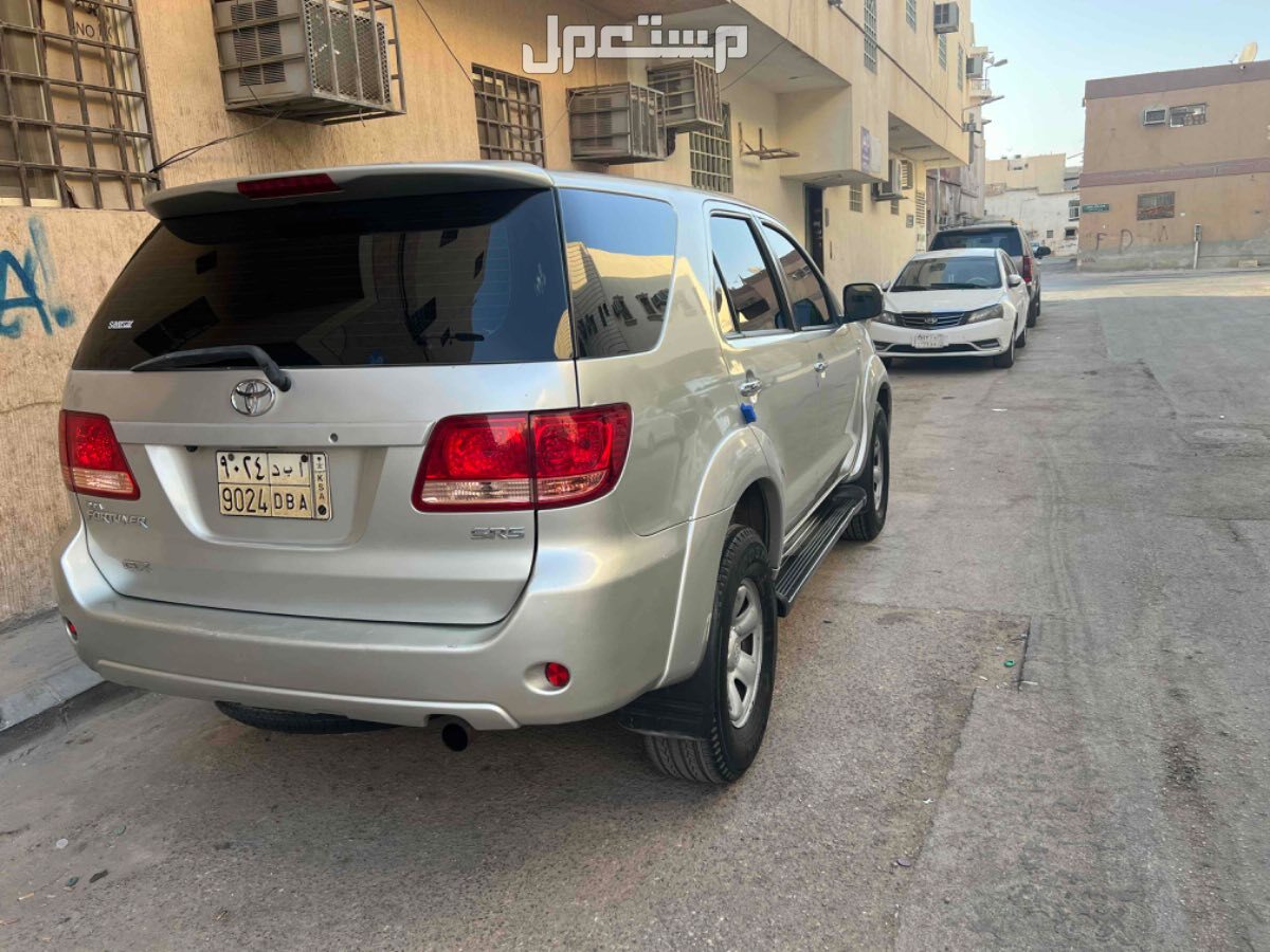 تويوتا فورتشنر 2008 في الرياض بسعر 35 ريال سعودي