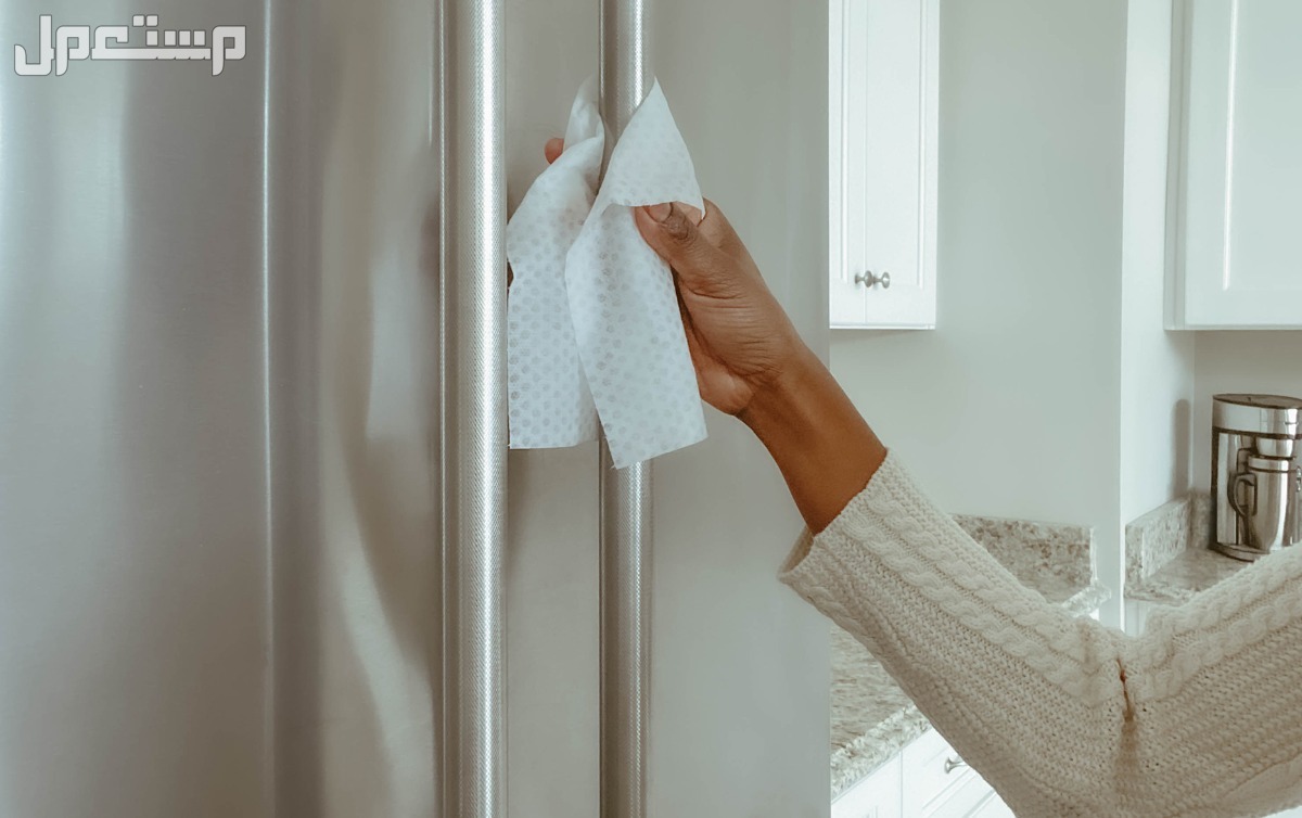 دليلك لتنظيف باب الثلاجة.. خلطة تنظيف ثلاجات بمكونين فقط كيف أنظف باب ثلاجتي؟