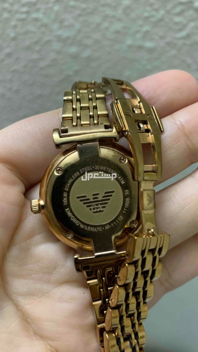 ساعه جورجيو ارماني نسائيه