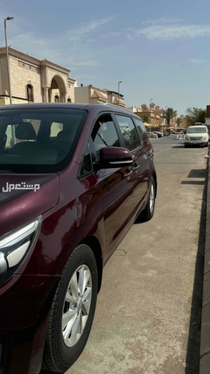 كيا كارنفال 2018 في جدة بسعر 40 ألف ريال سعودي