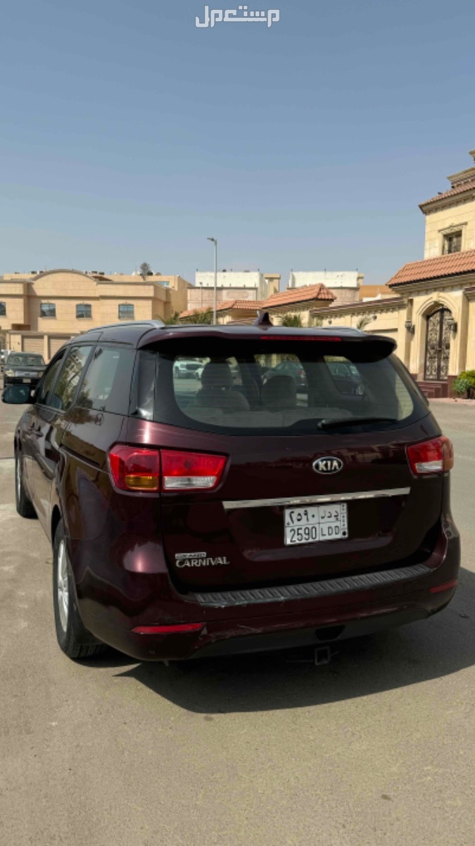 كيا كارنفال 2018 في جدة بسعر 40 ألف ريال سعودي
